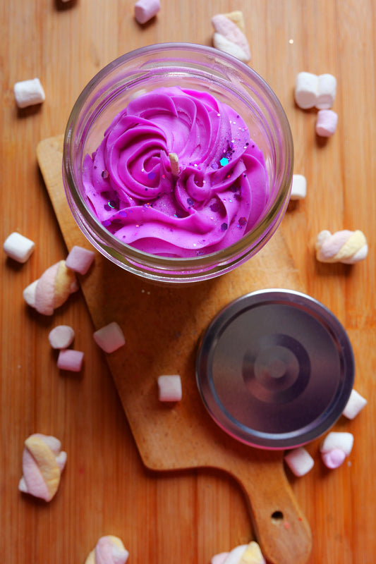 Bougie milkshake Cerise noire