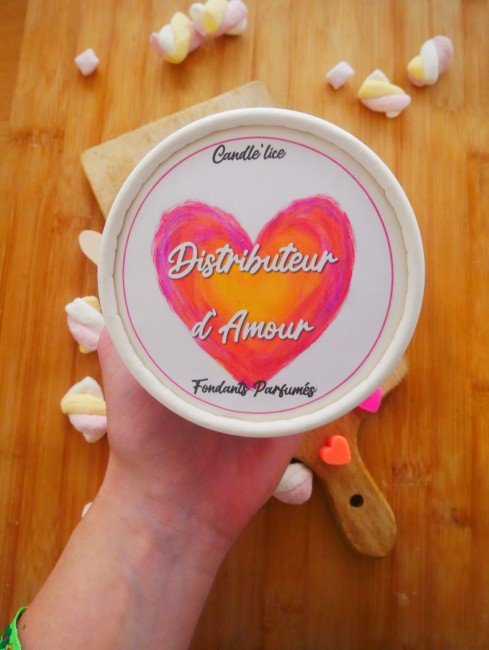 Pot distributeur d'amour