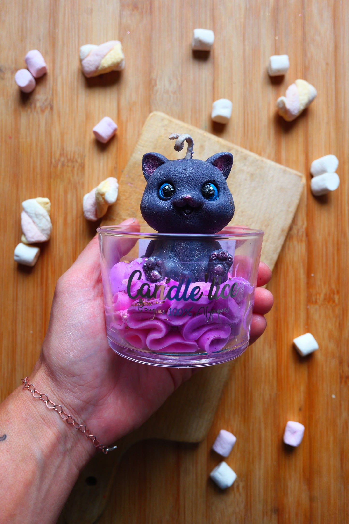 Bougie XL Chat Myrtille Caramel